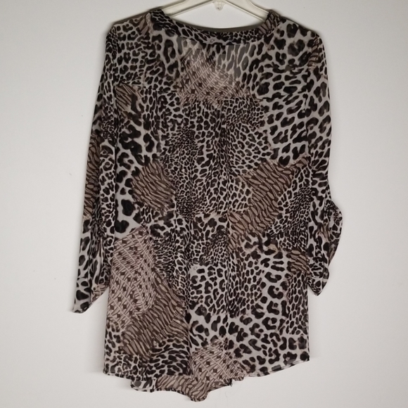 Style & Co. Woman sheer Animal Print button top - Picture 3 of 9
